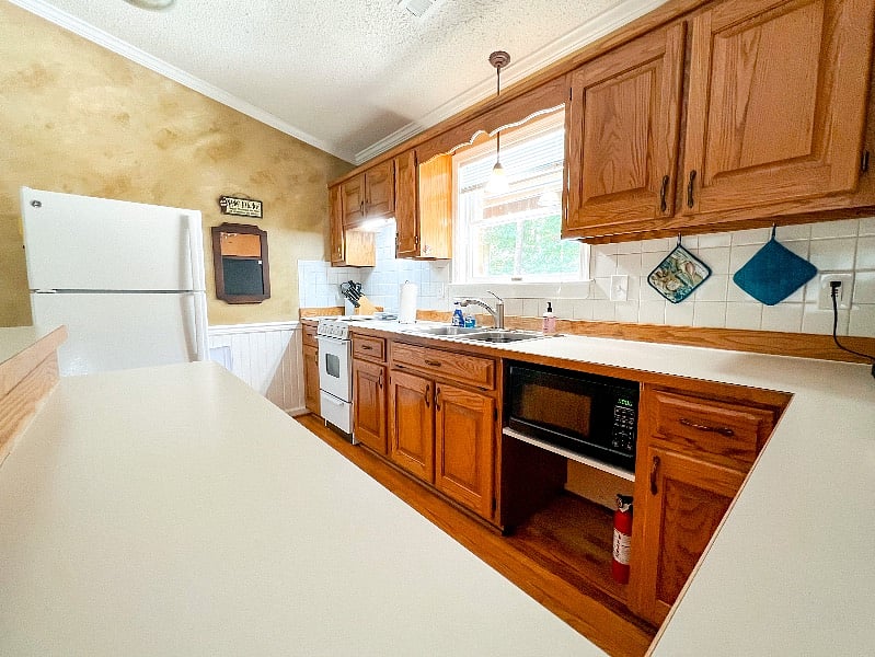 Furnished Finder property 568195_1 photo 8