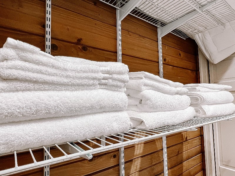 Lot's of extra fluffy towels.
