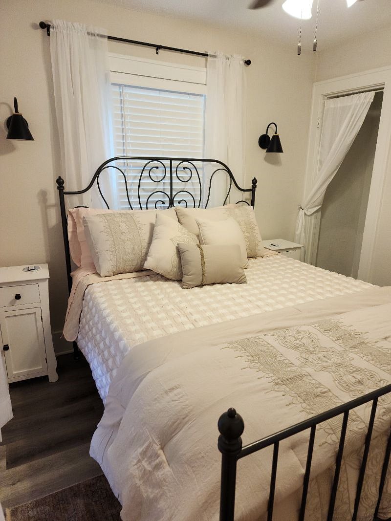 Queen bed; new mattress