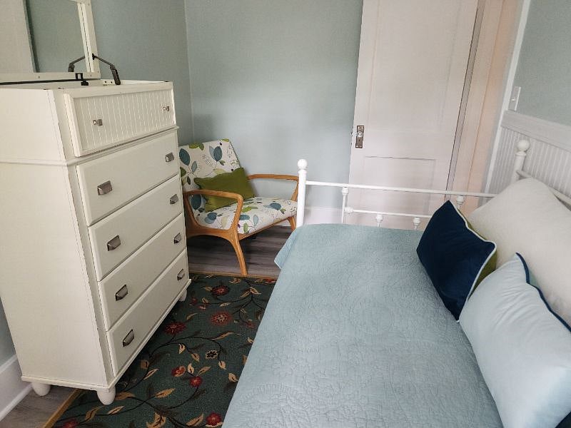 Third bedroom with single bed; new mattress.