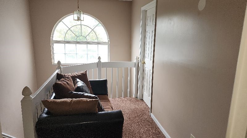 Furnished Finder property 568200_1 photo 4