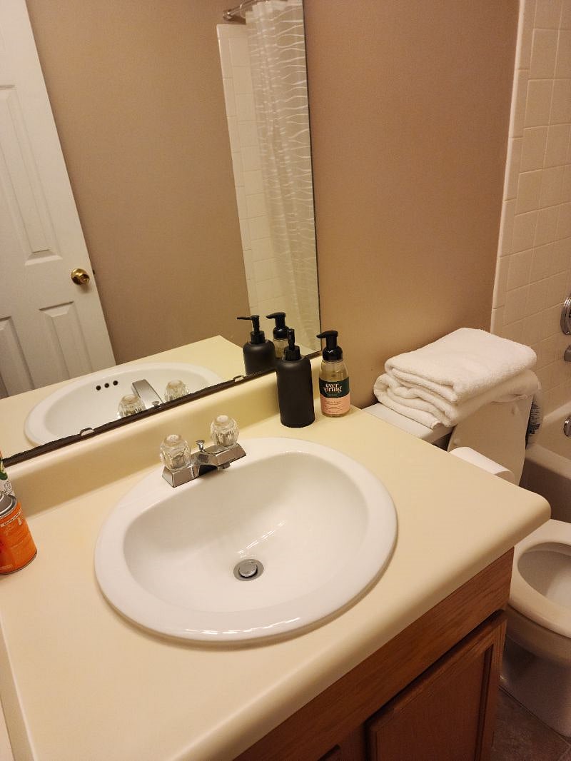 Furnished Finder property 568200_1 photo 12