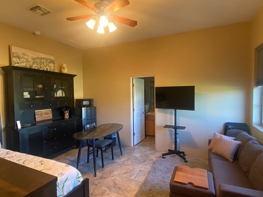 Furnished Finder property 568239_1 photo 6