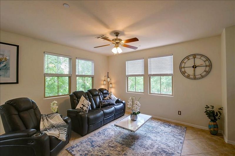 Furnished Finder property 568297_1 photo 7