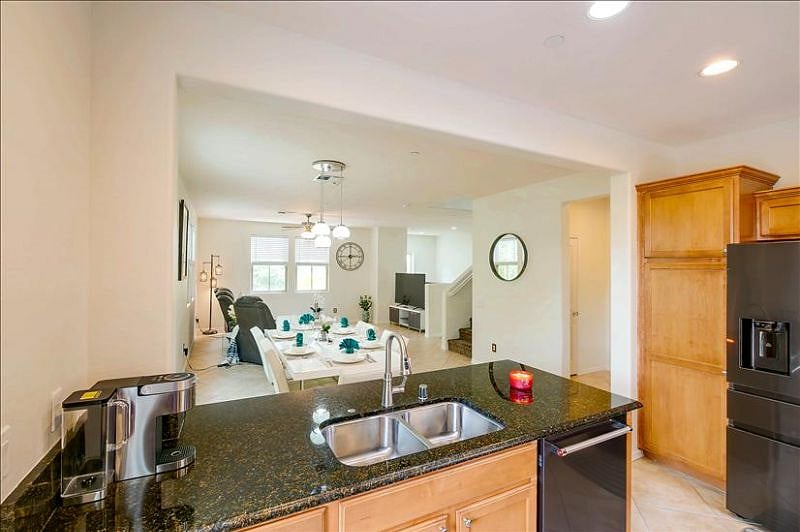 Furnished Finder property 568297_1 photo 5