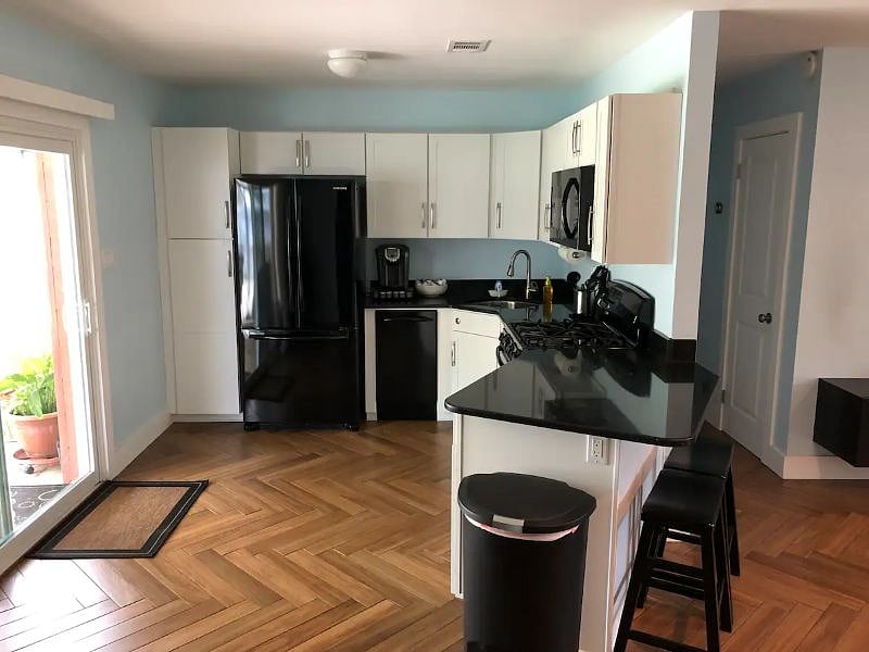 Furnished Finder property 568301_1 photo 4
