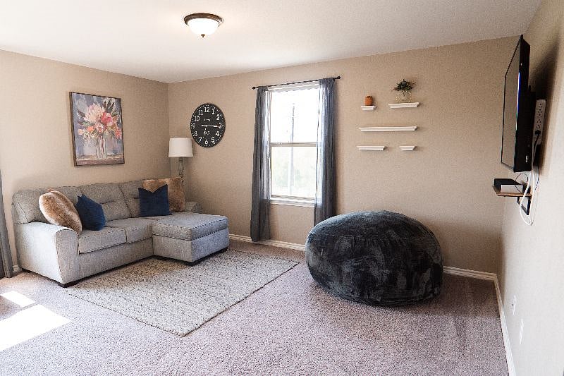 Furnished Finder property 568319_1 photo 3
