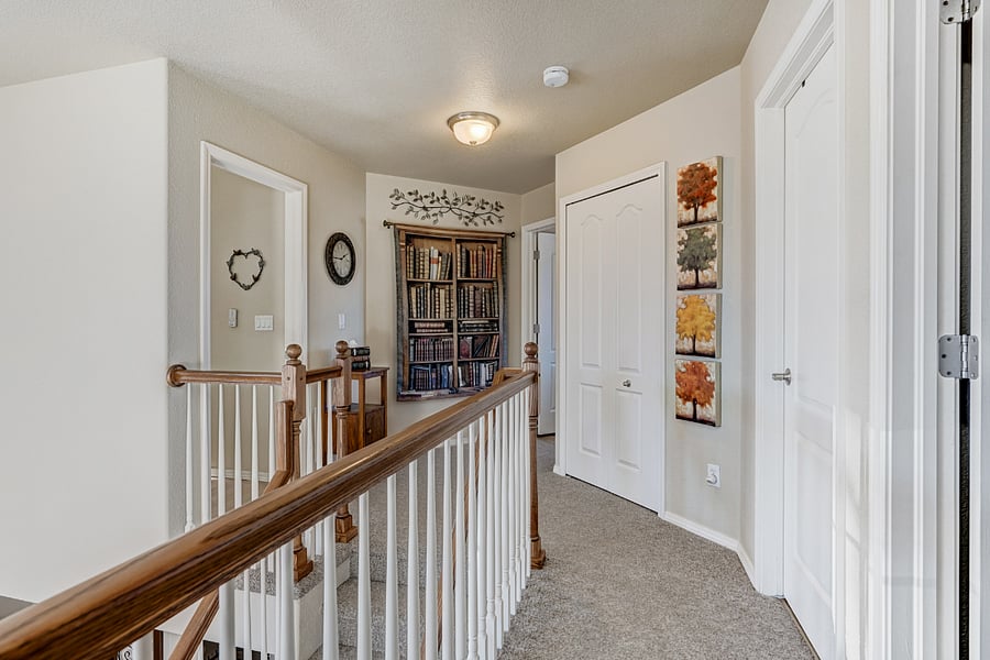 The upper-level hall is more than just a passage. A centrally located linen closet, stocked with extra bath towels, hand towels, washcloths and bathmats, ensures that guests can enjoy a pampering & delightful experience throughout their stay.