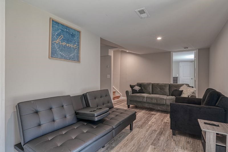 Furnished Finder property 568381_1 photo 1