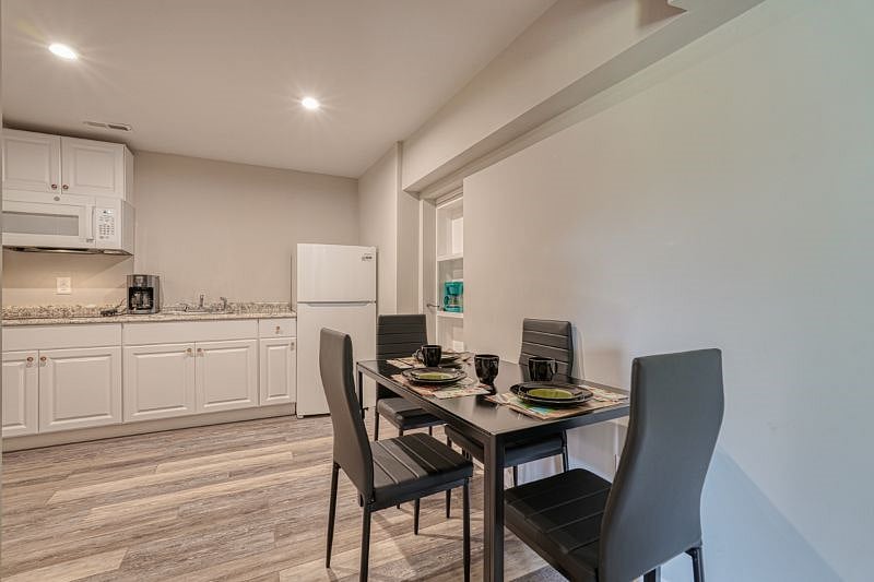 Furnished Finder property 568381_1 photo 16