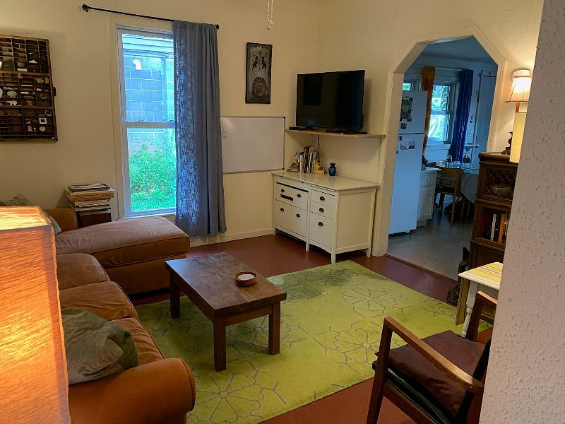 Furnished Finder property 568389_1 photo 3