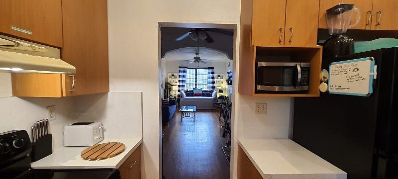 View from Kitchen into Livingroom