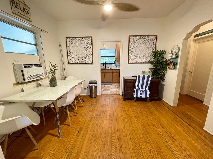 Furnished Finder property 568395_1 photo 5