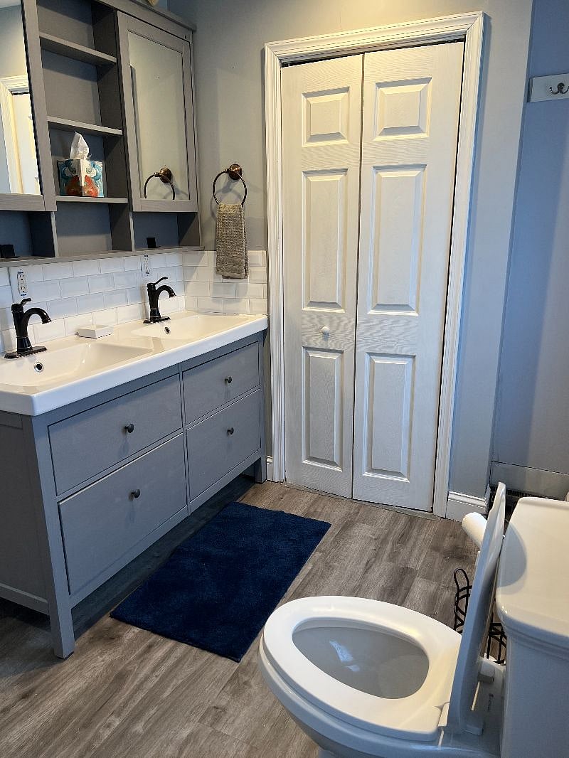 upstairs bathroom
