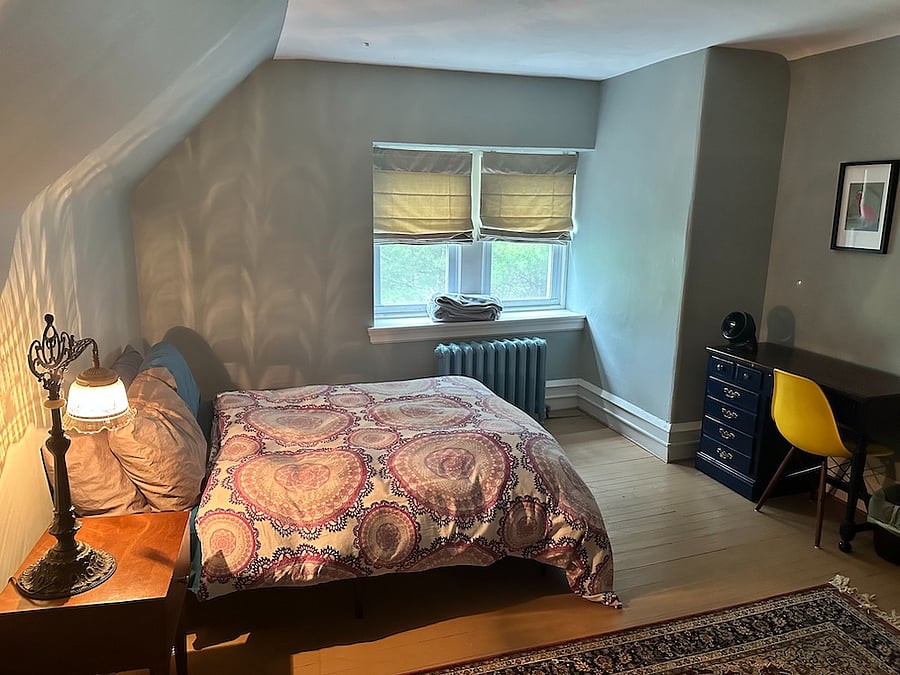 Private bedroom 2