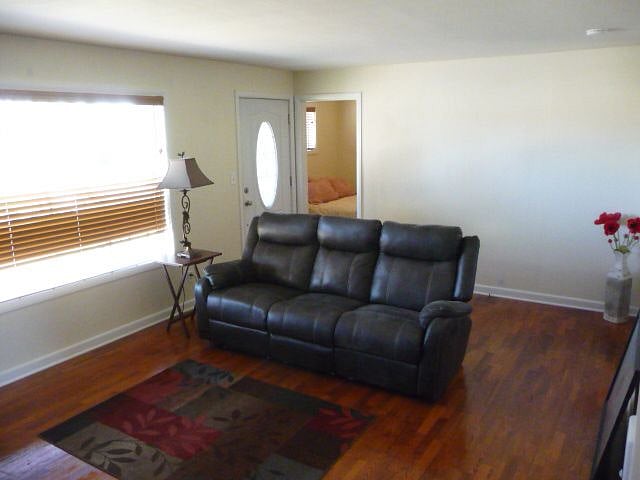 Furnished Finder property 568425_1 photo 13