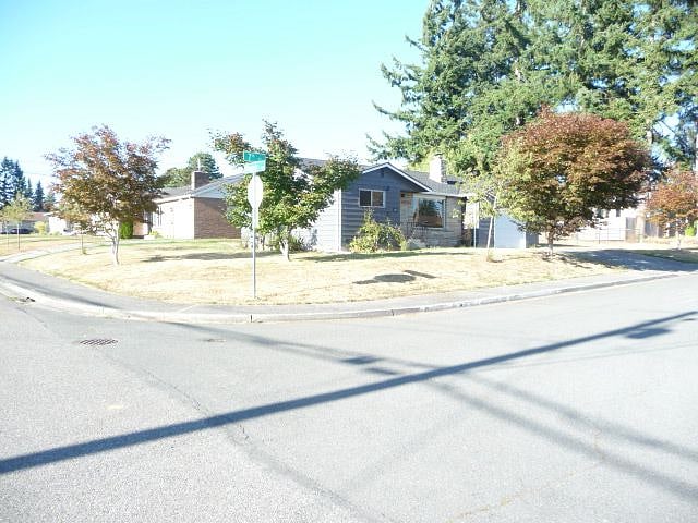 Furnished Finder property 568425_1 photo 18