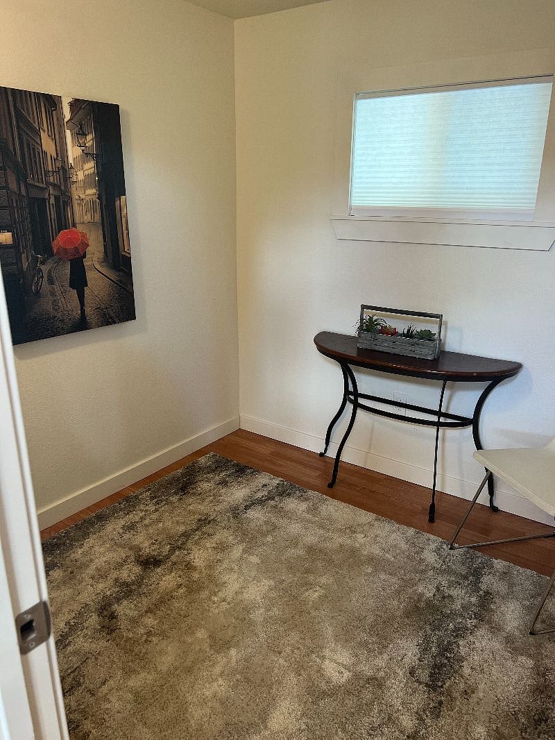 Furnished Finder property 568430_1 photo 13