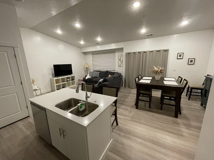 Furnished Finder property 568434_1 photo 7