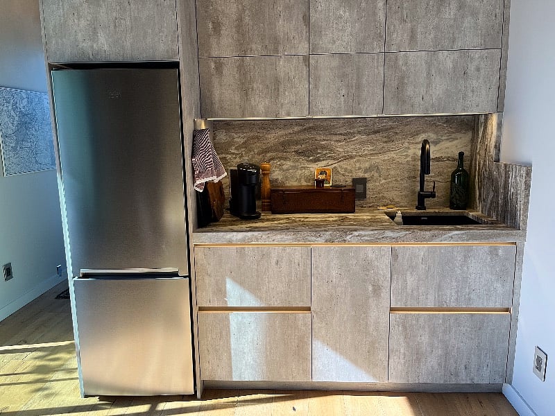 Kitchenette is nicely appointed for your short stay!