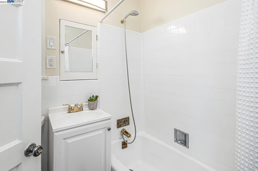 Furnished Finder property 568545_1 photo 6