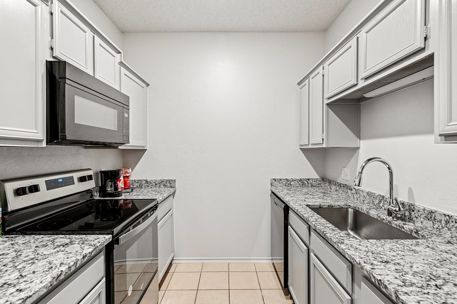 Furnished Finder property 568554_1 photo 4