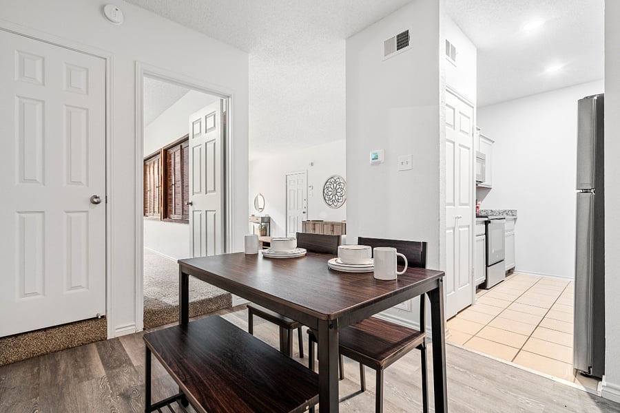 Furnished Finder property 568554_1 photo 3