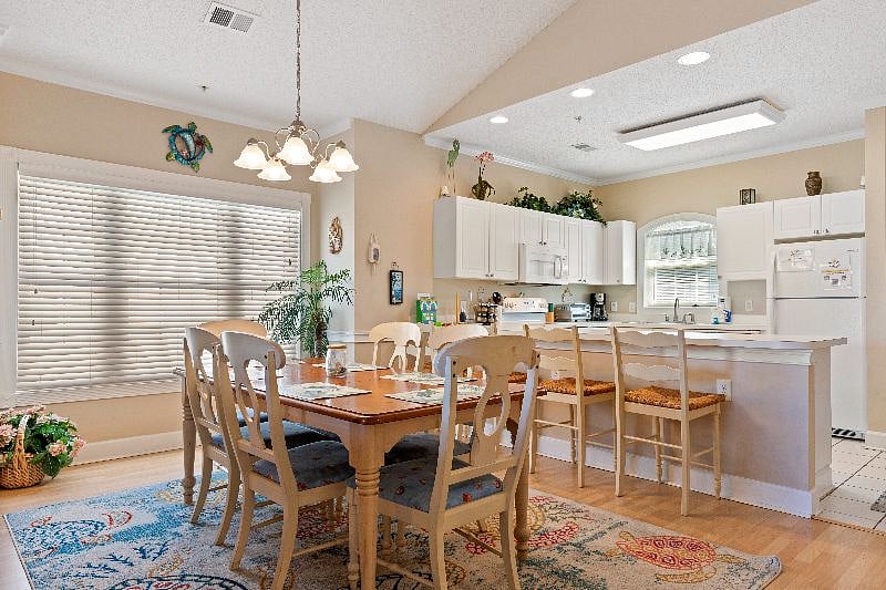 Furnished Finder property 568559_1 photo 6