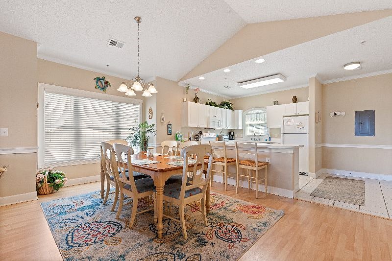 Furnished Finder property 568559_1 photo 18