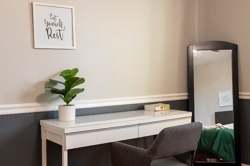 Work space in the front bedroom - Fast AT&T Fiber internet