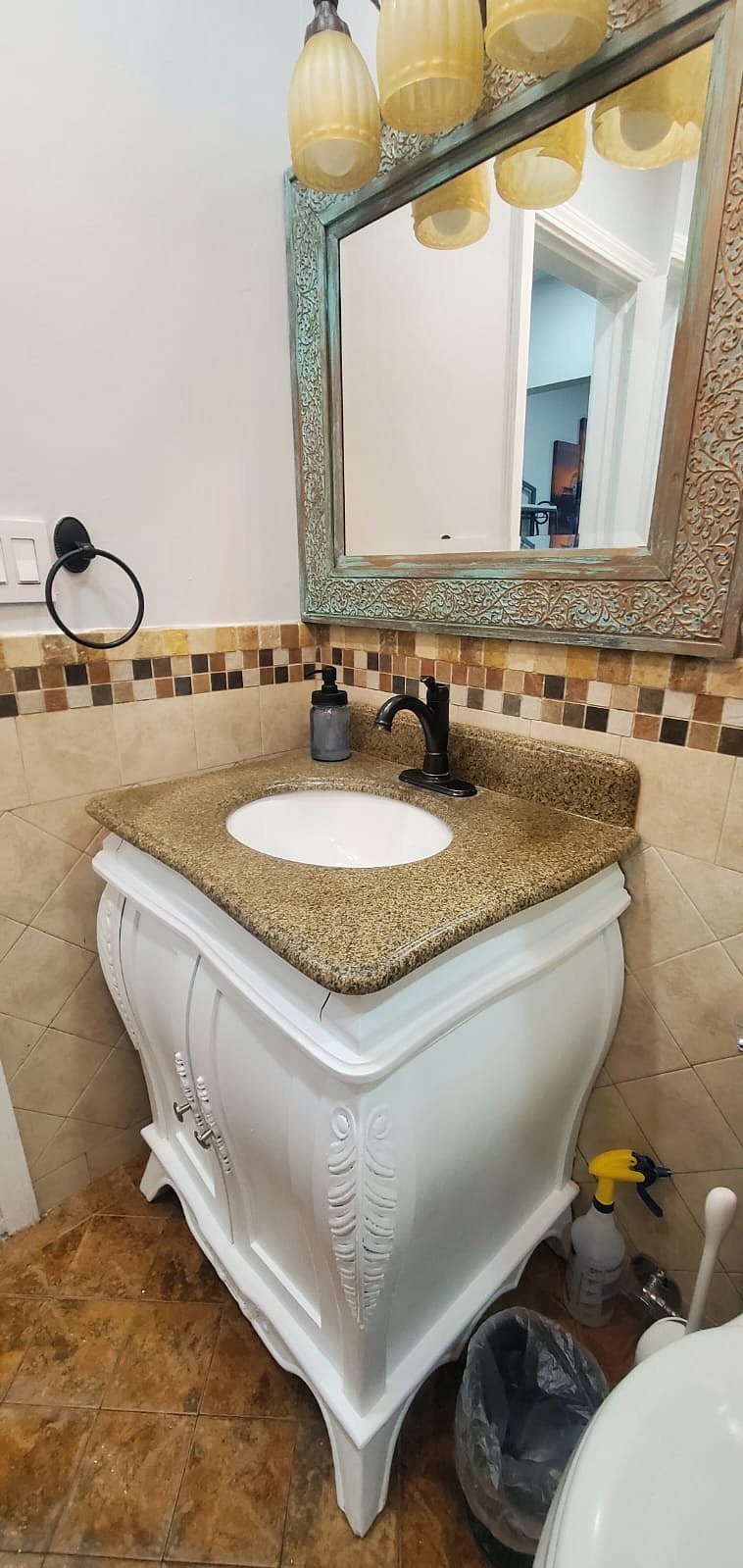 Furnished Finder property 568601_1 photo 6