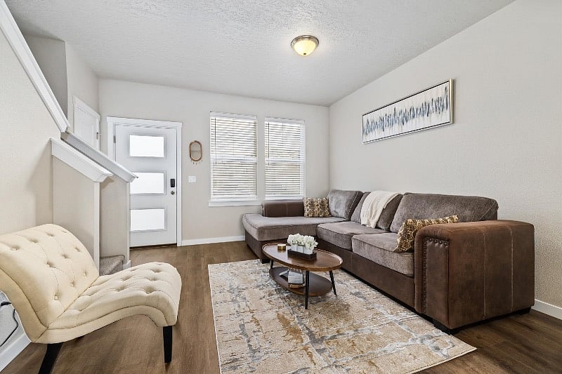 Furnished Finder property 568701_1 photo 2