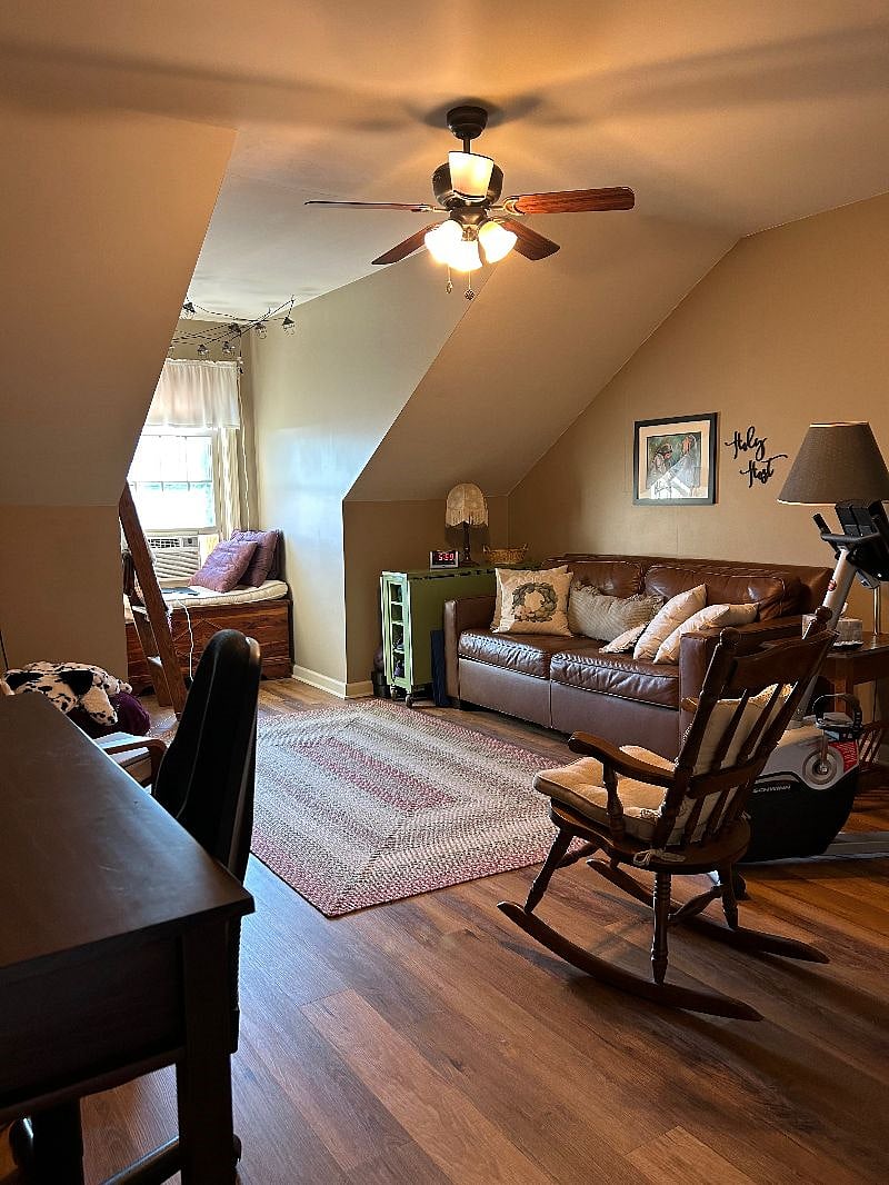 Upstairs family room