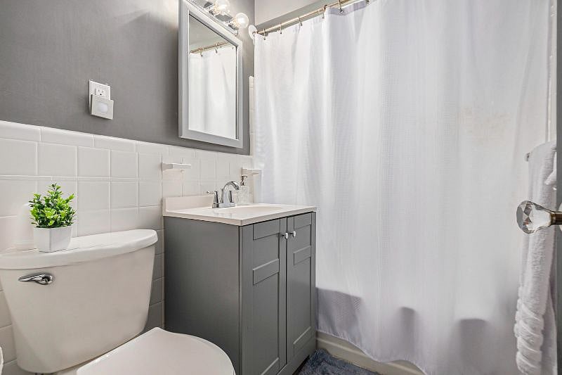 Furnished Finder property 568841_2 photo 8