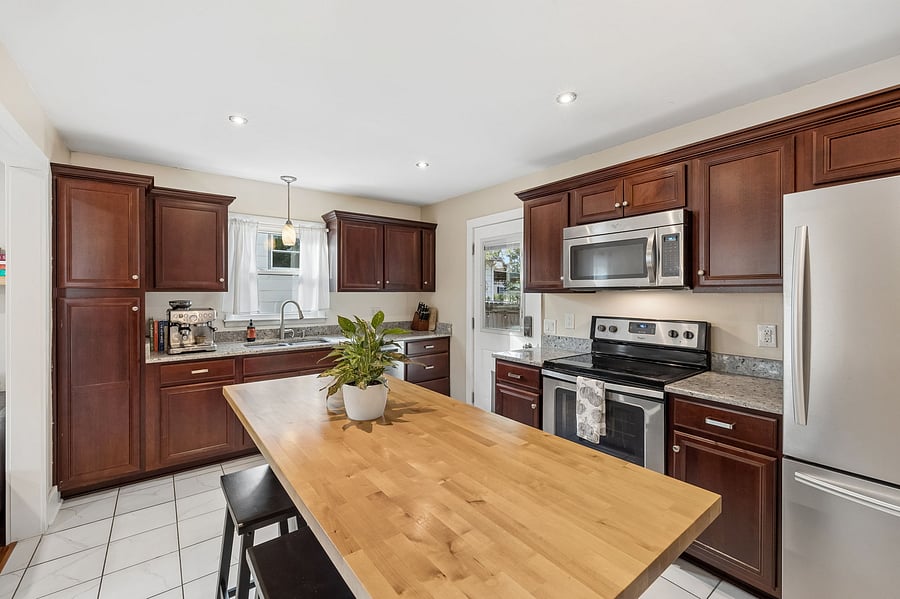 Furnished Finder property 568850_3 photo 11
