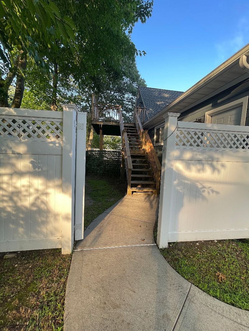 Furnished Finder property 568914_1 photo 9