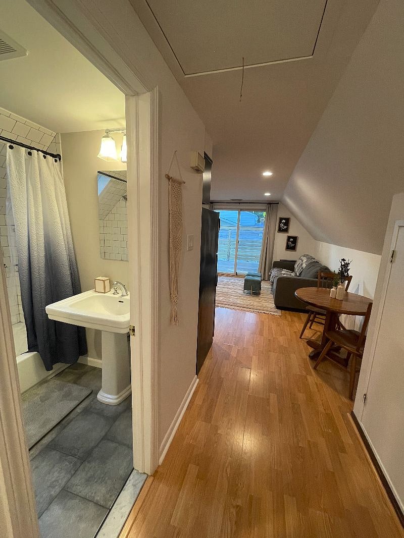 Furnished Finder property 568914_1 photo 17