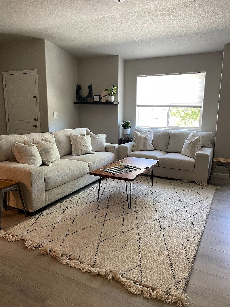 Furnished Finder property 568919_1 photo 6