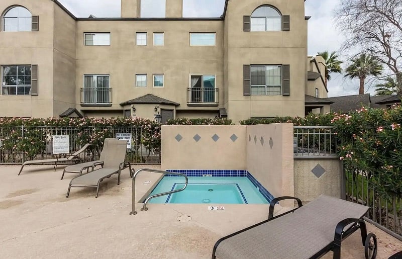 Furnished Finder property 568946_1 photo 27