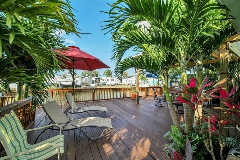 Furnished Finder property 568960_1 photo 18