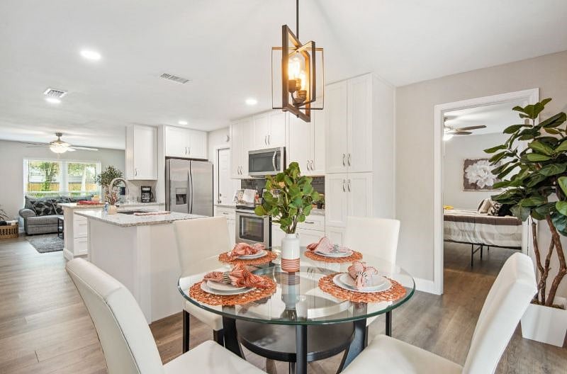 Furnished Finder property 568987_1 photo 9