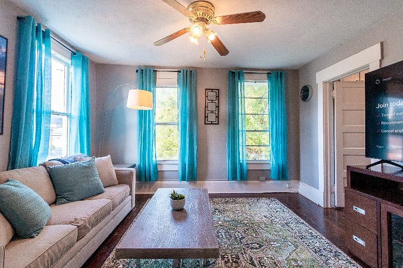 Furnished Finder property 569016_1 photo 15