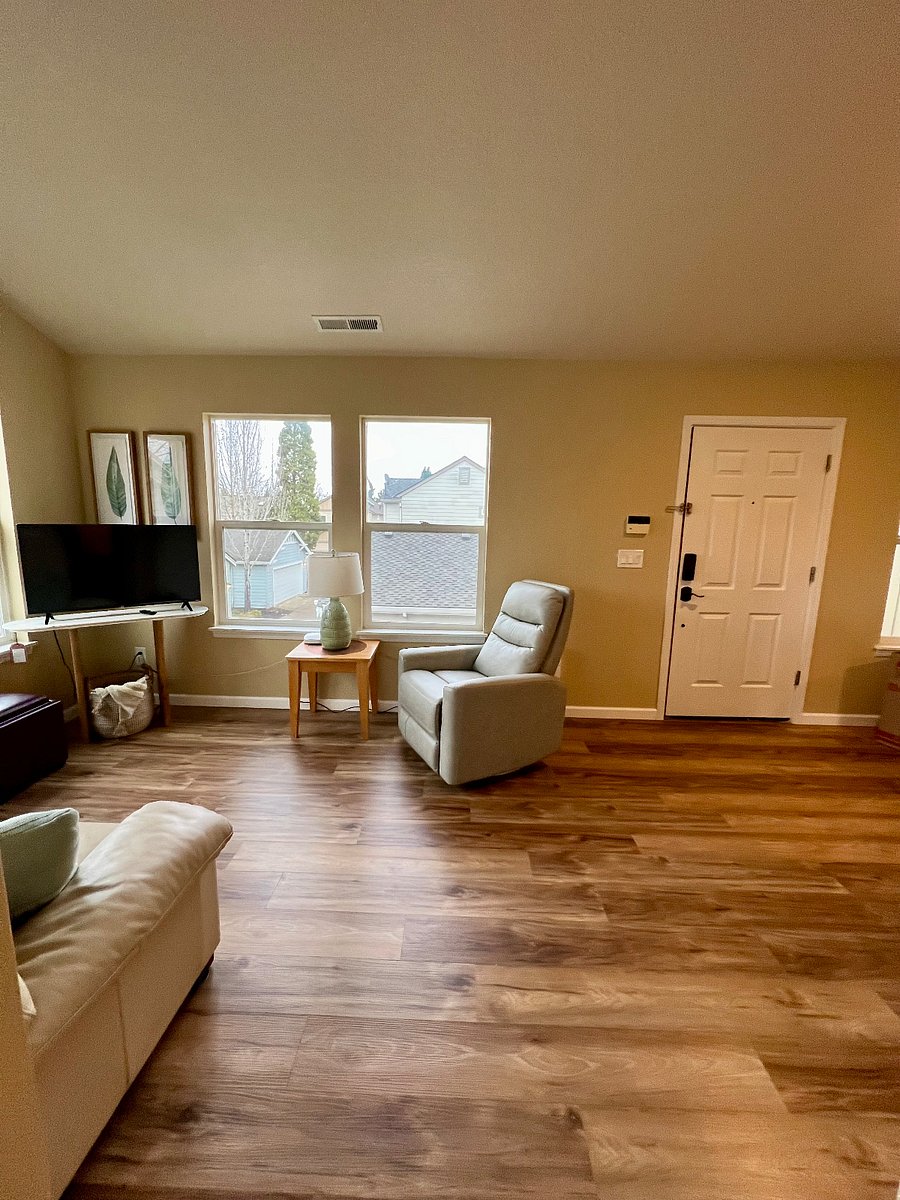 Furnished Finder property 569029_1 photo 4