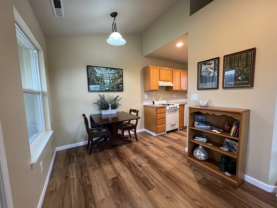 Furnished Finder property 569029_1 photo 6