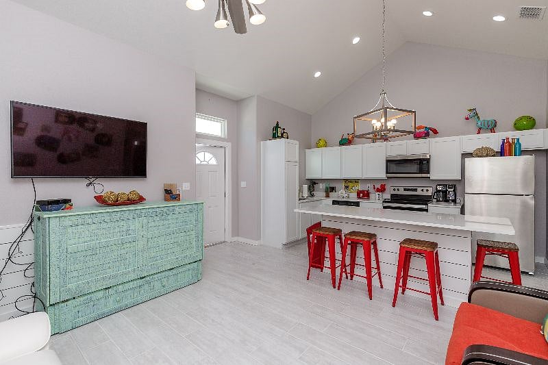 Furnished Finder property 569083_1 photo 11