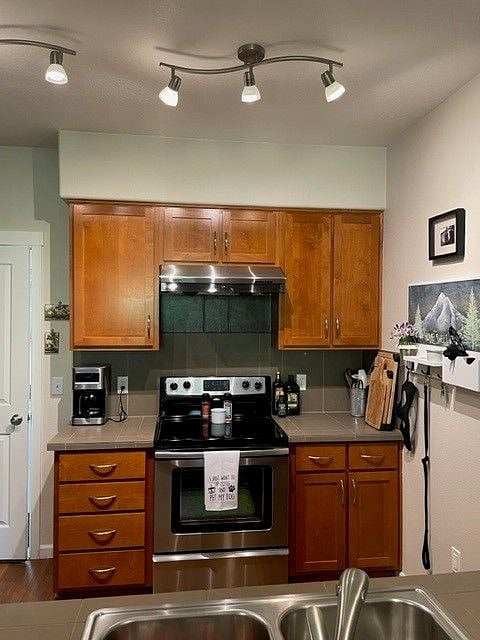 Furnished Finder property 569107_1 photo 4