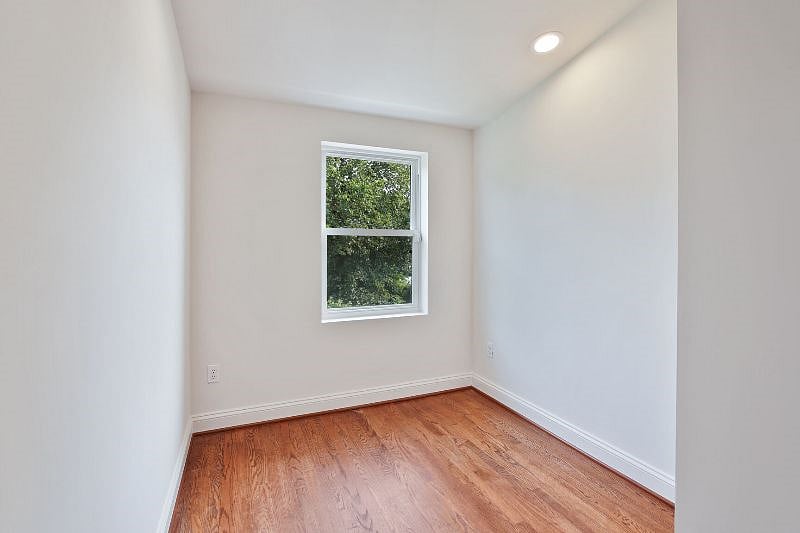 Furnished Finder property 569128_1 photo 8
