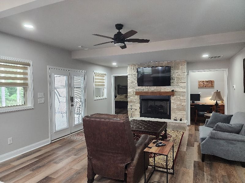 Furnished Finder property 569153_1 photo 3
