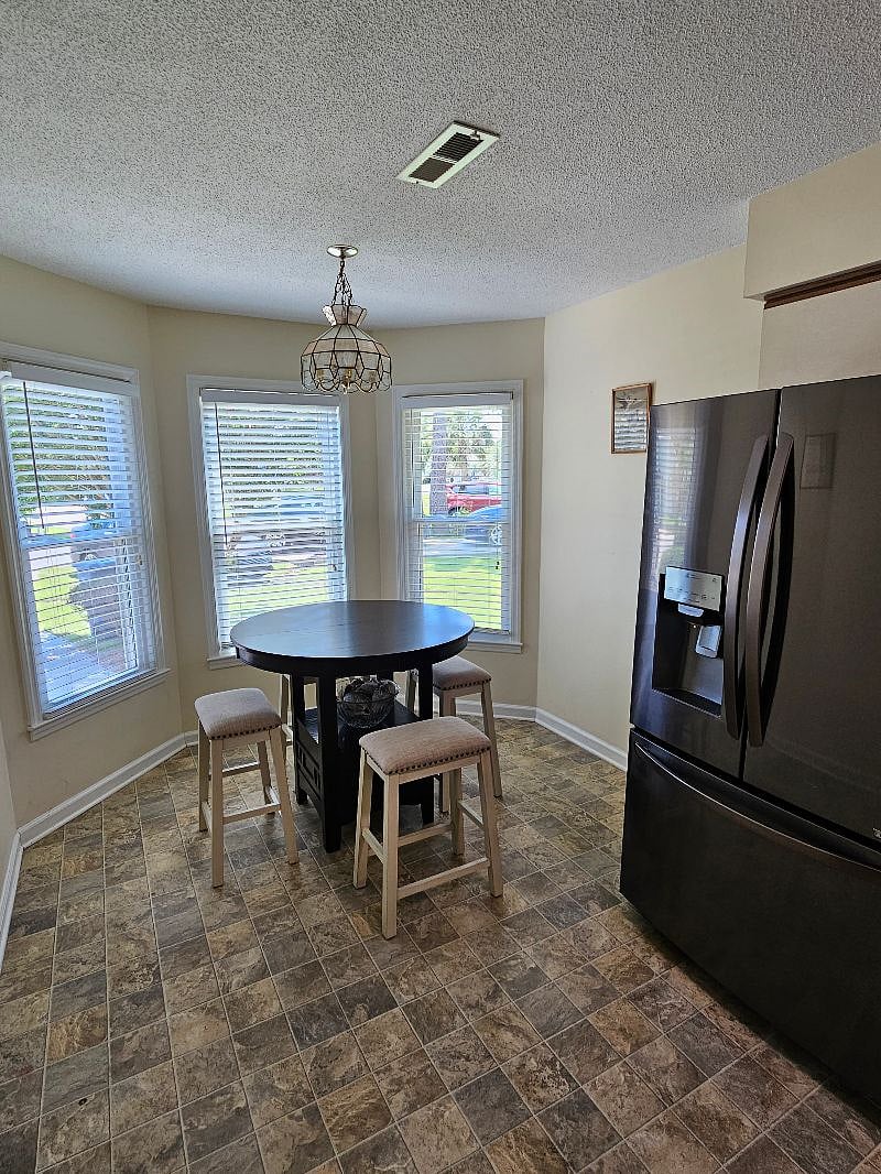 Furnished Finder property 569154_1 photo 11