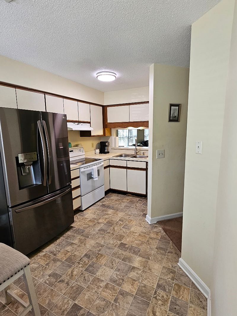 Furnished Finder property 569154_1 photo 12